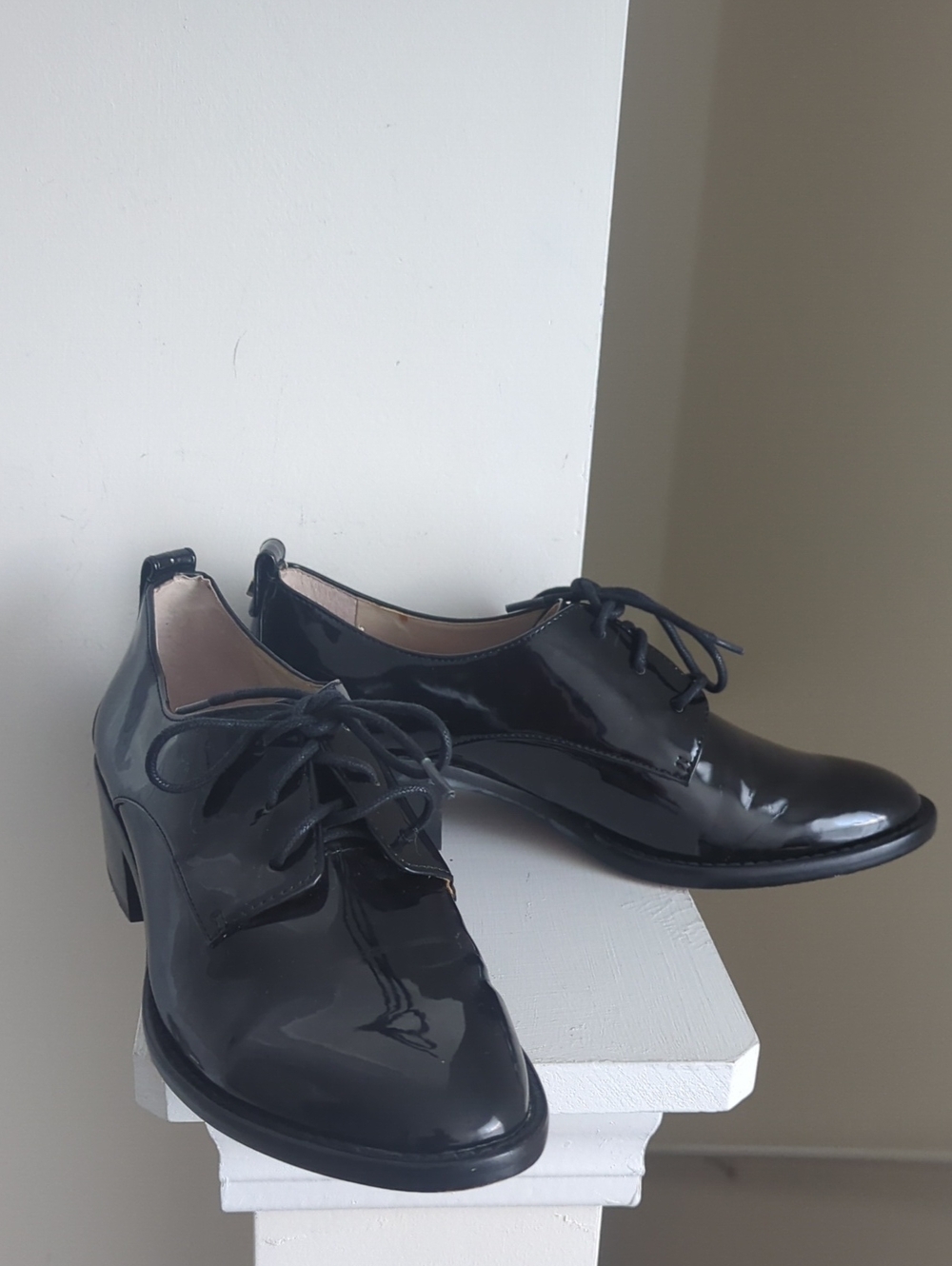 Louise et Cie Black Patent Lace-Up Oxfords